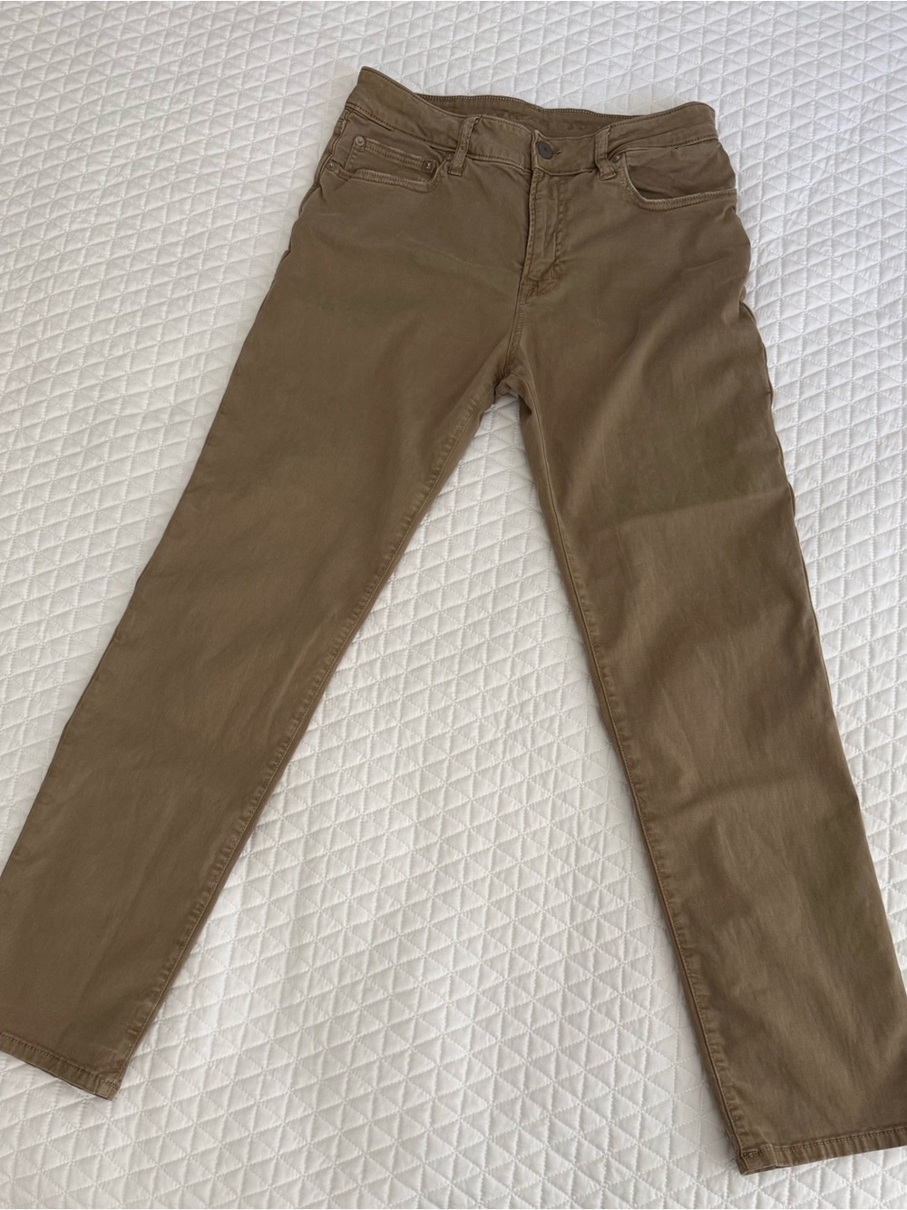 American Eagle Outfitters Slim Straight Jeans in khaki